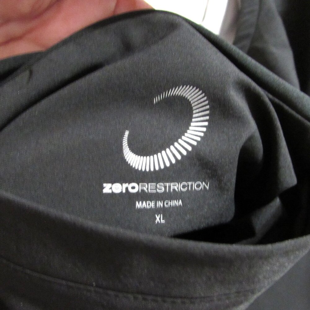 ZERO RESTRICTION Reversible Hooded Vest Black & G… - image 3